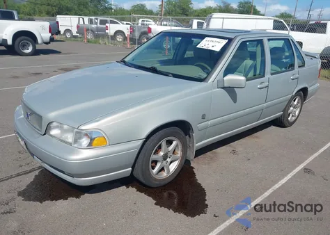 2000 Volvo S70 Se z USA, uszkodzony, nr VIN YV1LS61J9Y2639554